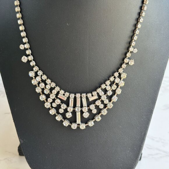 Vintage 1940s Rhinestone Bib Necklace 15.5" - Picture 5 of 8